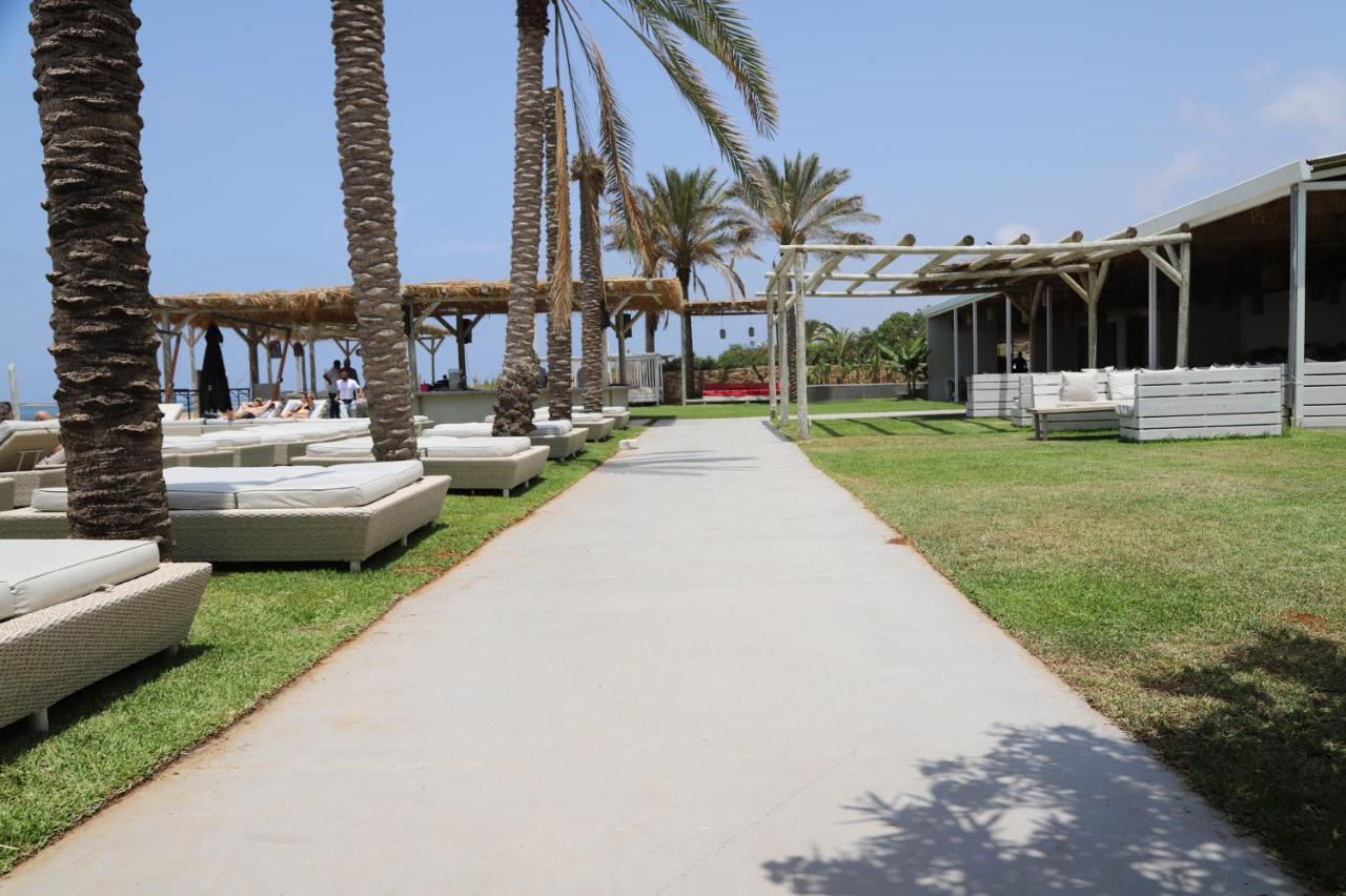 Hotel Lost At Sea Damur Exterior foto
